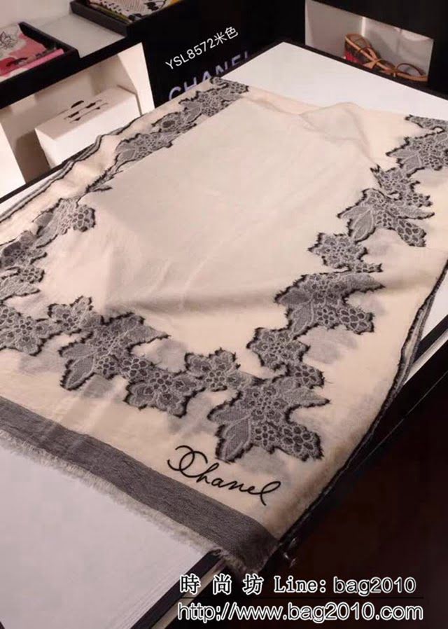 CHANEL香奈兒 2018秋冬最新款高端羊絨圍巾 YSL857 LLWJ6064